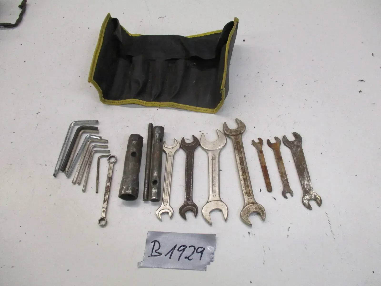 Werkzeug Bordwerkzeug B1929 BMW R25_26_27_45_50_65_75_100 Spezialschlüssel tools - Bild 1