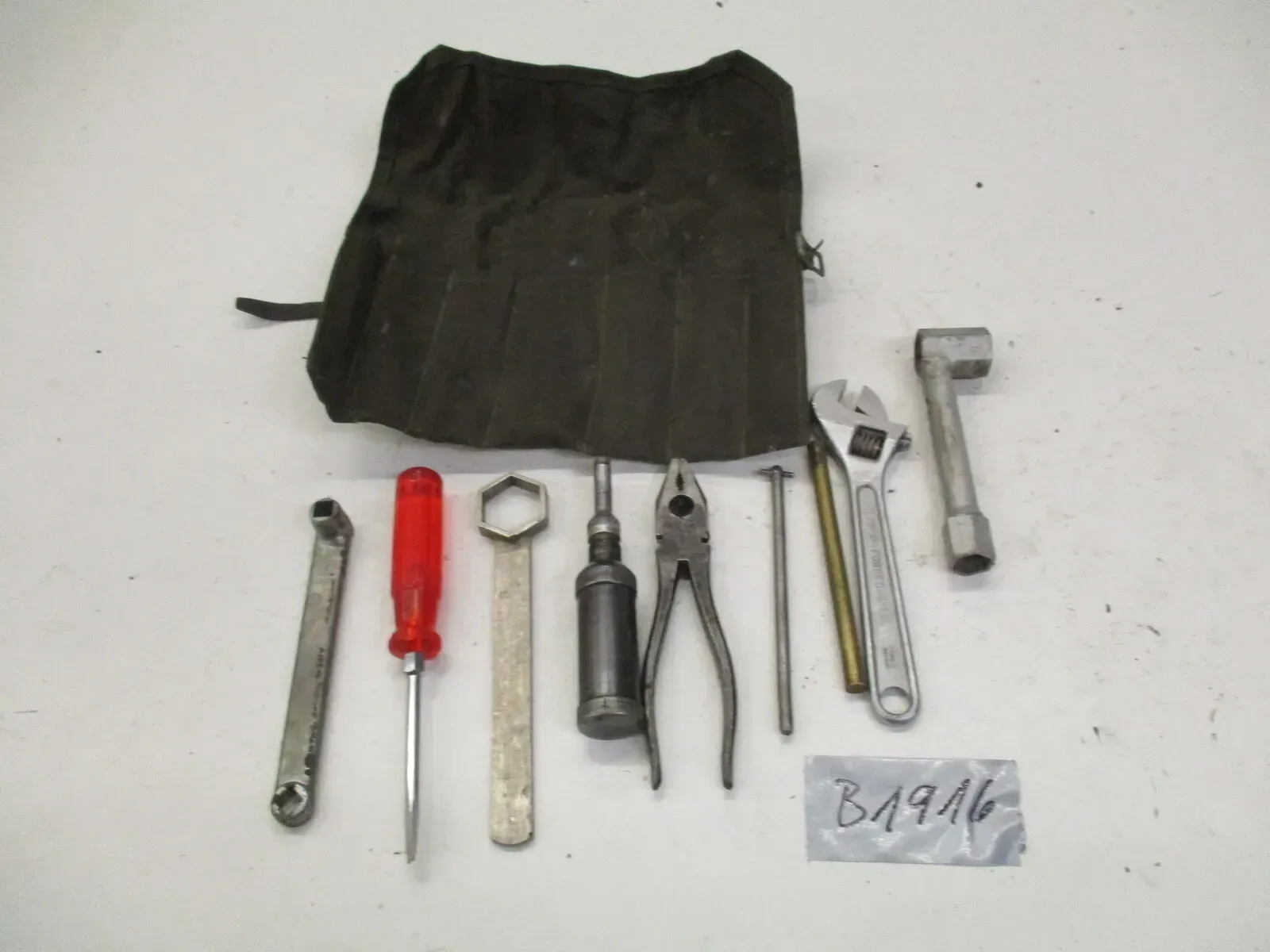 Werkzeug Bordwerkzeug B1916 BMW R25_26_27_45_50_65_75_100 Spezialschlüssel tools - Bild 1