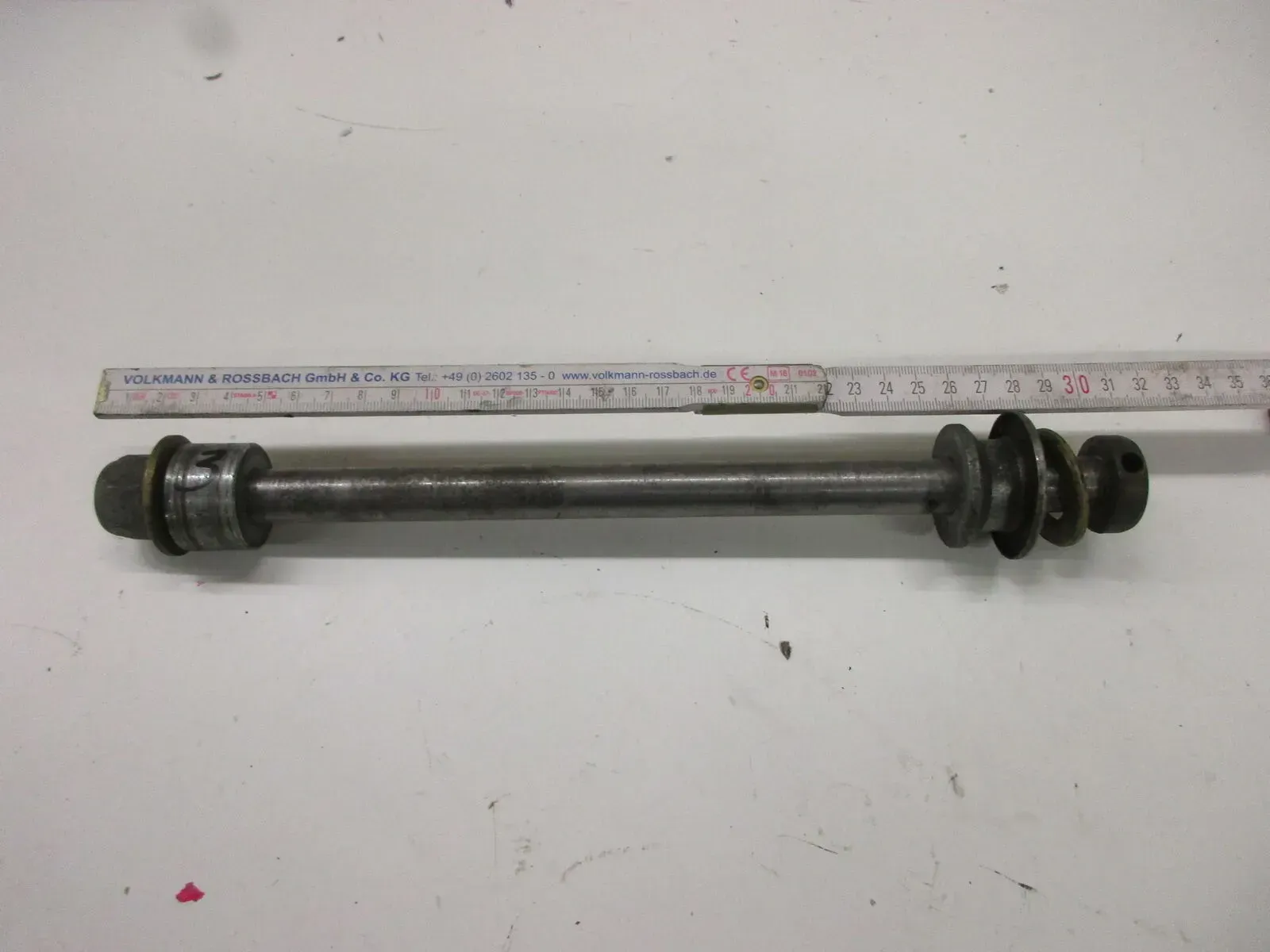 Suzuki GS 550 M Katana Steckachse hinten (3) Achse Hinterrad 17 mm Felge axle - Bild 1