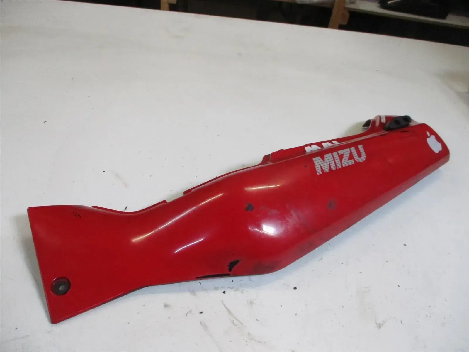 Verkleidung Sitzbank Seite links 1. Suzuki GSX-R 1100 W GSXR GU 75 C Heckverklei - Bild 1