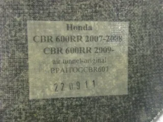Verkleidung Air Tunnel Z385 Honda CBR 600 RR PC 37_40 Abdeckung Blende GFK - Bild 6