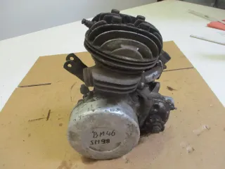 Motor SM98 Getriebe BM46 Fichtel & Sachs Zahnräder Gehäuse Block Vergaser - Bild 2