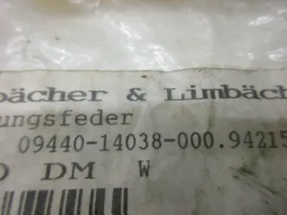 B124. Suzuki VZ 800 VX 800 Feder Kupplung Kupplungsfeder clutch 09440-14038 - Bild 3