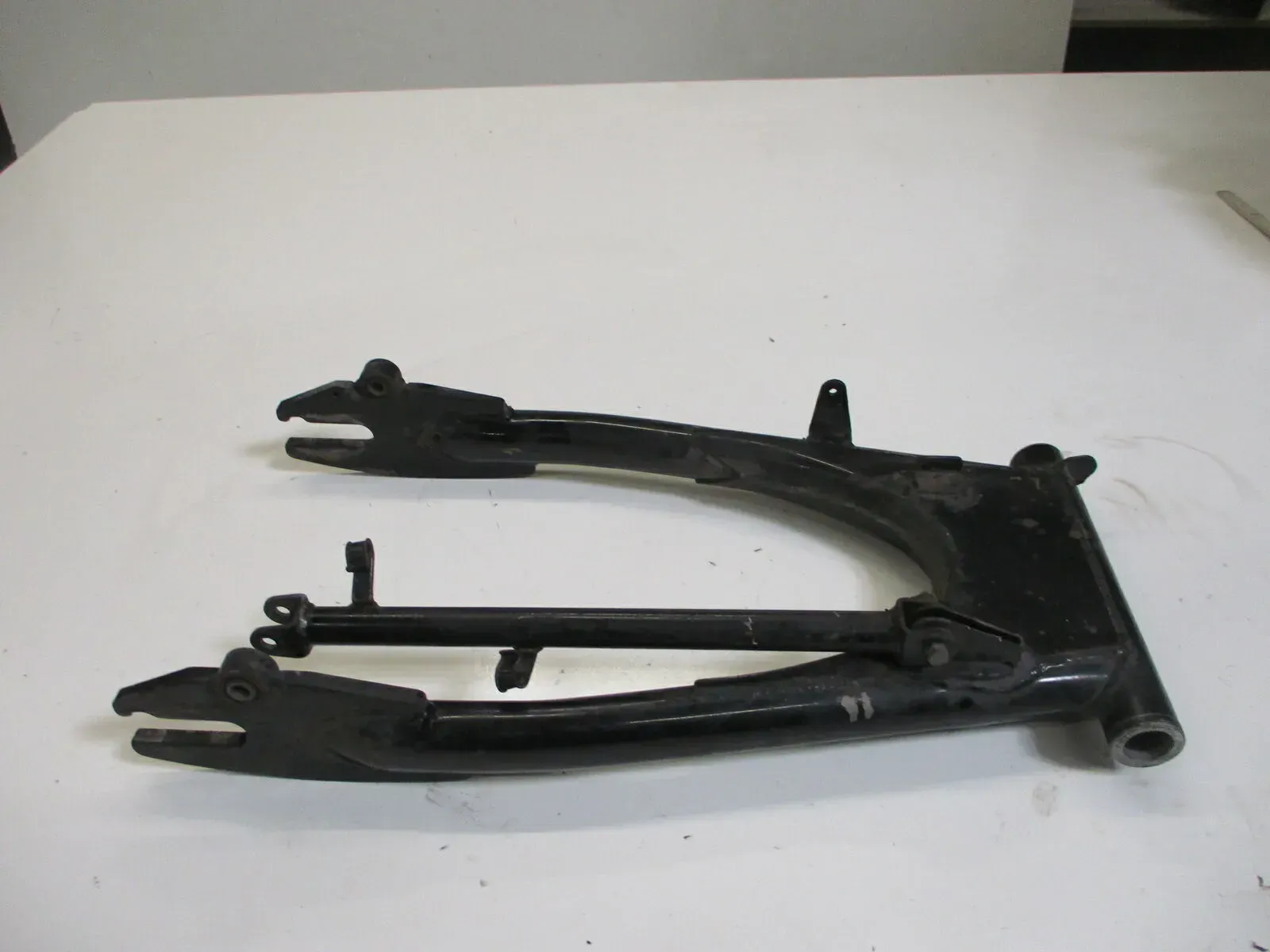 3. Honda CB 900 F_F2 Bol d`Or SC01 Schwinge Hinterradaufhängung Felge hinten swi - Bild 1
