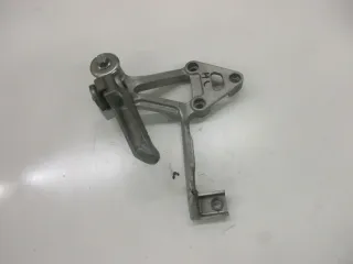 4. Kawasaki GPX 600 R ZX600A Fußraste hinten links Soziusraste Fussrastenhalter - Bild 4
