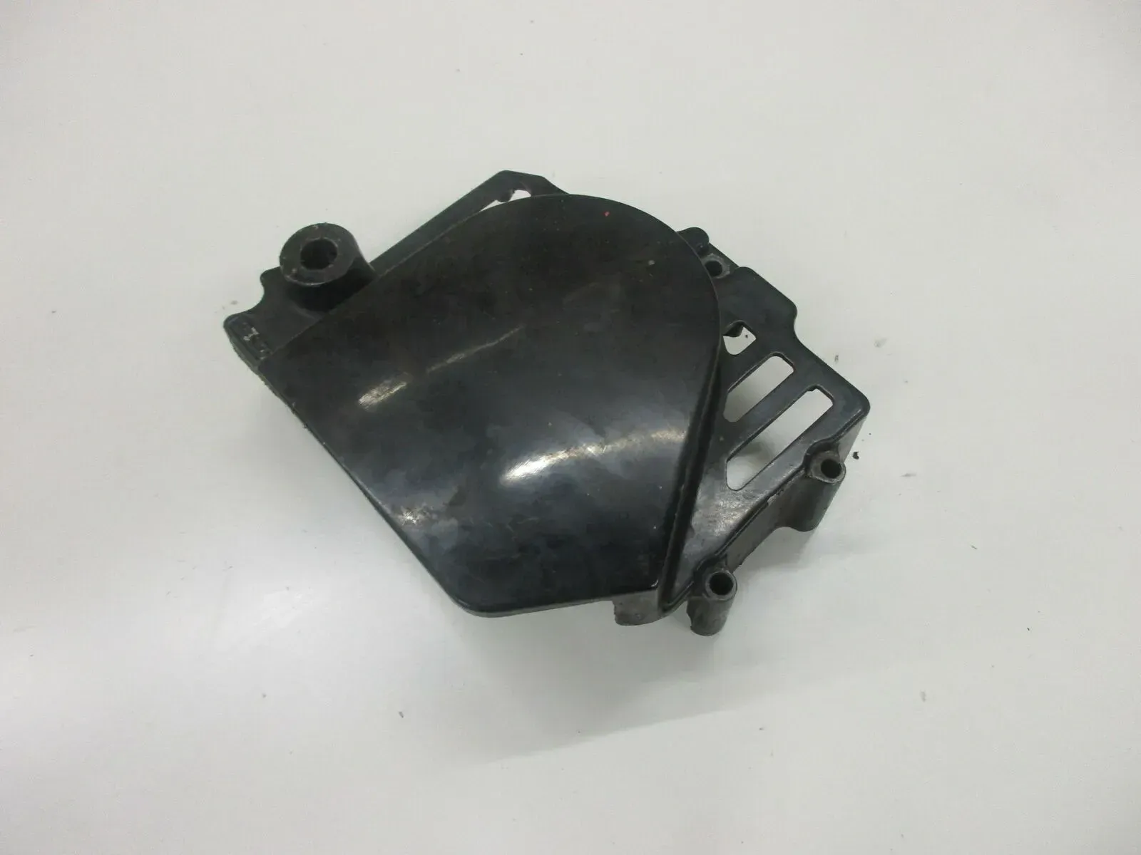1. Kawasaki GPX 600 R ZX600A Ritzelabdeckung Motordeckel Kettenschutz cover - Bild 1