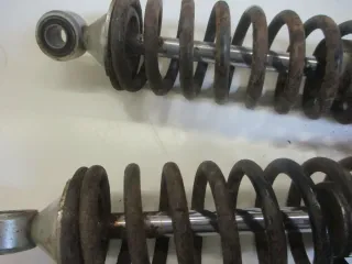 Kawasaki KE 175 D Bj.80 Stoßdämpfer Federbeine Stoßdämpfersatz shock absorber - Bild 3