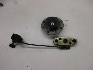 Tankdeckel Suzuki GSX 750 F GR 78 A Sitzbankschloß mit Schlüssel Schloßsatz - Bild 3