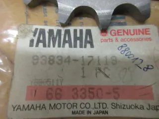 Antriebskettenrad 1WG-17460-00 D1126. Yamaha TDR 250 TZR 250 Ritzel 15T Zahnrad - Bild 4
