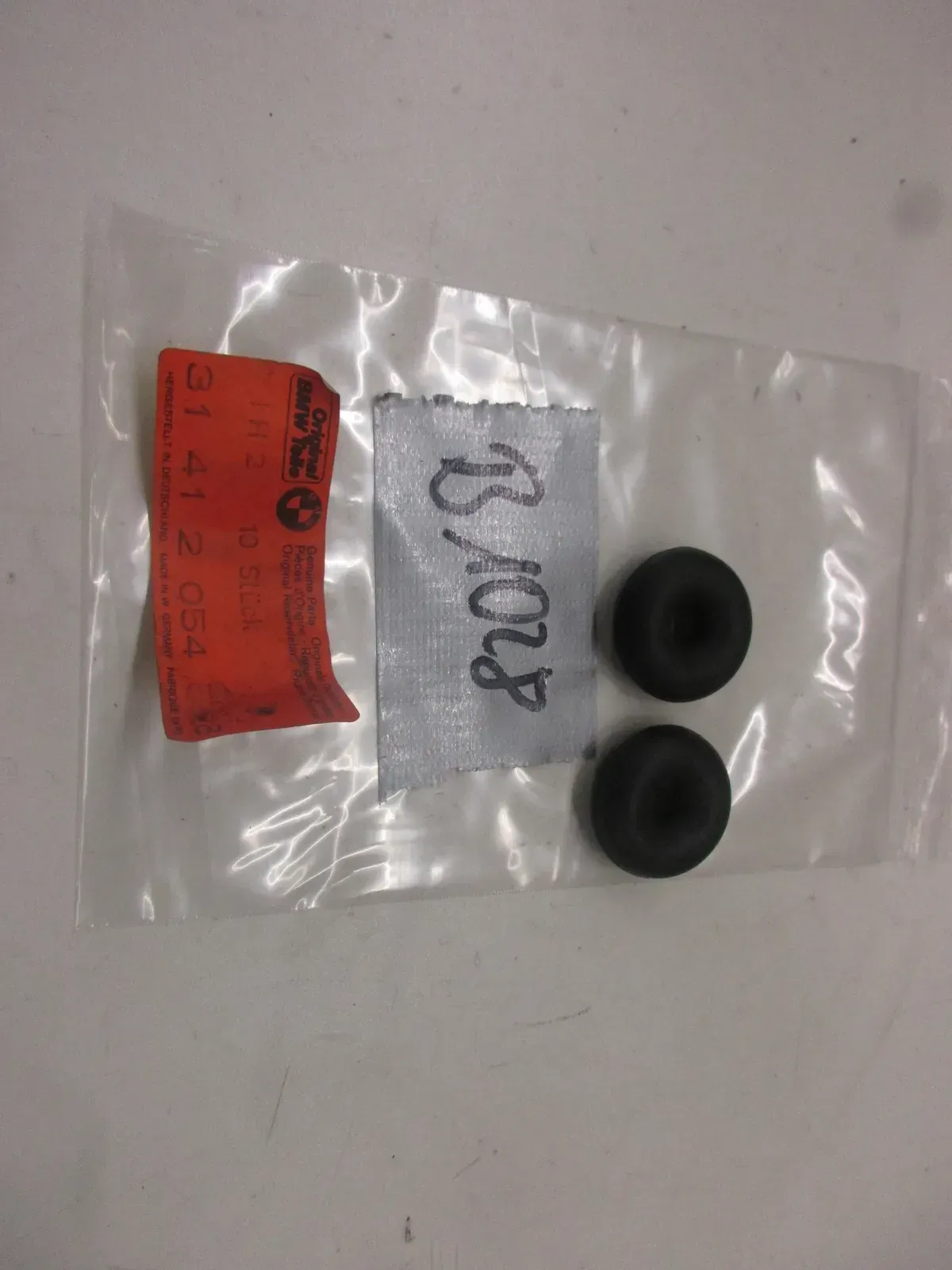 Gummidämpfer Dämpfer B1028 BMW R60/2 Vibration Stoßdämpfer Federbein 31412054528 - Bild 1