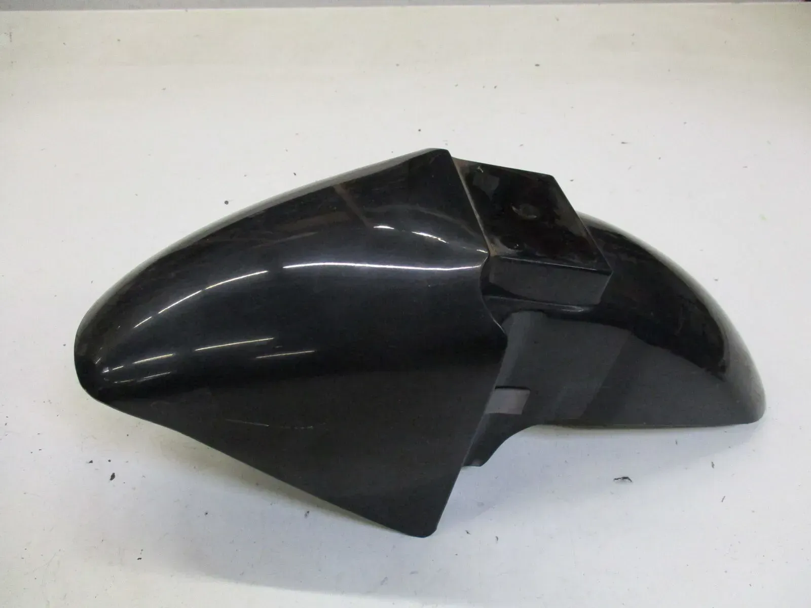 Verkleidung Fender vorne 8. Suzuki GSX 600 F GN72B Schutzblech Kotflügel Spritzs - Bild 1