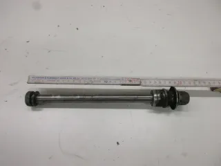 1. Suzuki GS 550 M Katana Steckachse hinten Achse Hinterrad 17 mm Felge axle - Bild 1