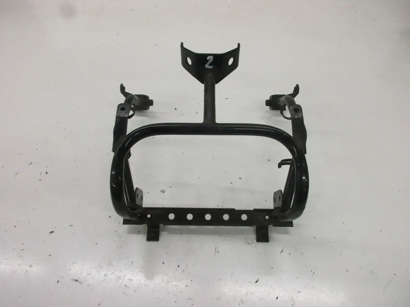 1. Suzuki GSX 550 ES_EF GN 71 D Geweih (2) Verkleidungshalter Scheinwerfer Rahme - Bild 1