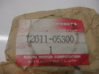 B222. Suzuki GN 125 DR 125 Zahnrad Antrieb Motor Getriebe sprocket 12611-05300 - Bild 4
