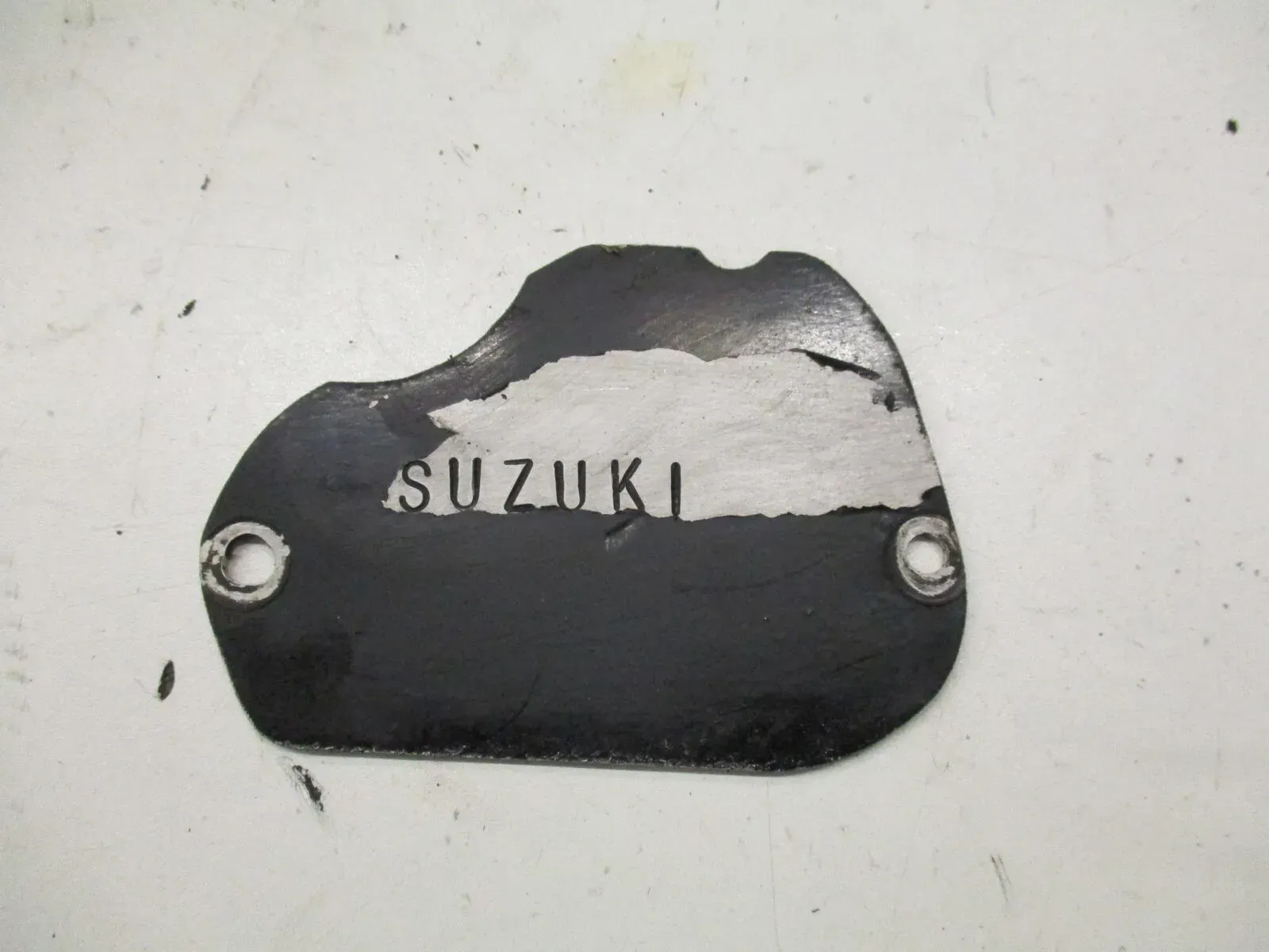 Ölpumpendeckel Abdeckung 1. Suzuki RG 80 Gamma NC11A Blende cover Ölpumpe Schutz - Bild 1