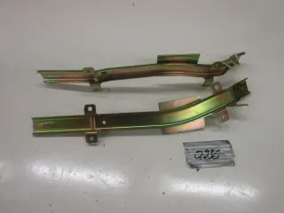 Q936. TGB Bullet RS 50 Verkleidungshalter rechts links Rahmen Träger Trittbrett - Bild 3