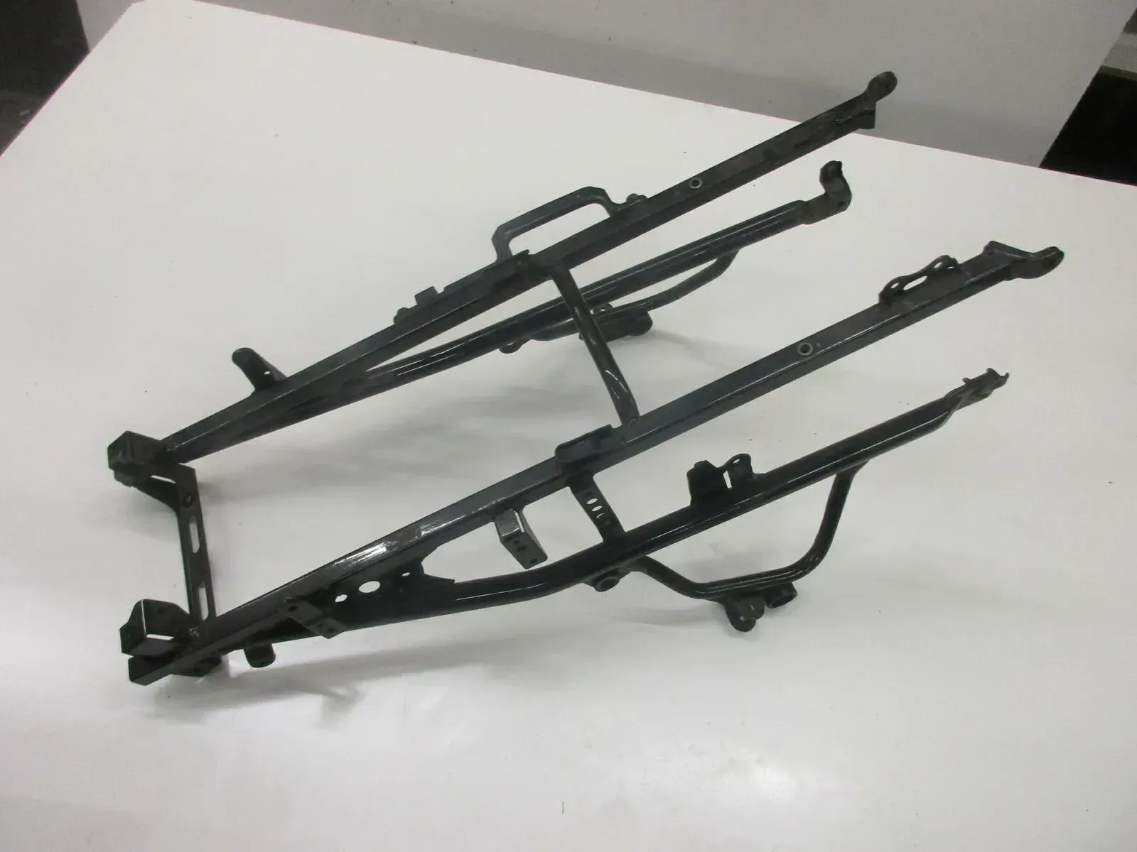 2. Kawasaki ZZR 600 ZX600D Heckrahmen Hilfsrahmen Sitzbank Rahmen Träger - Bild 1