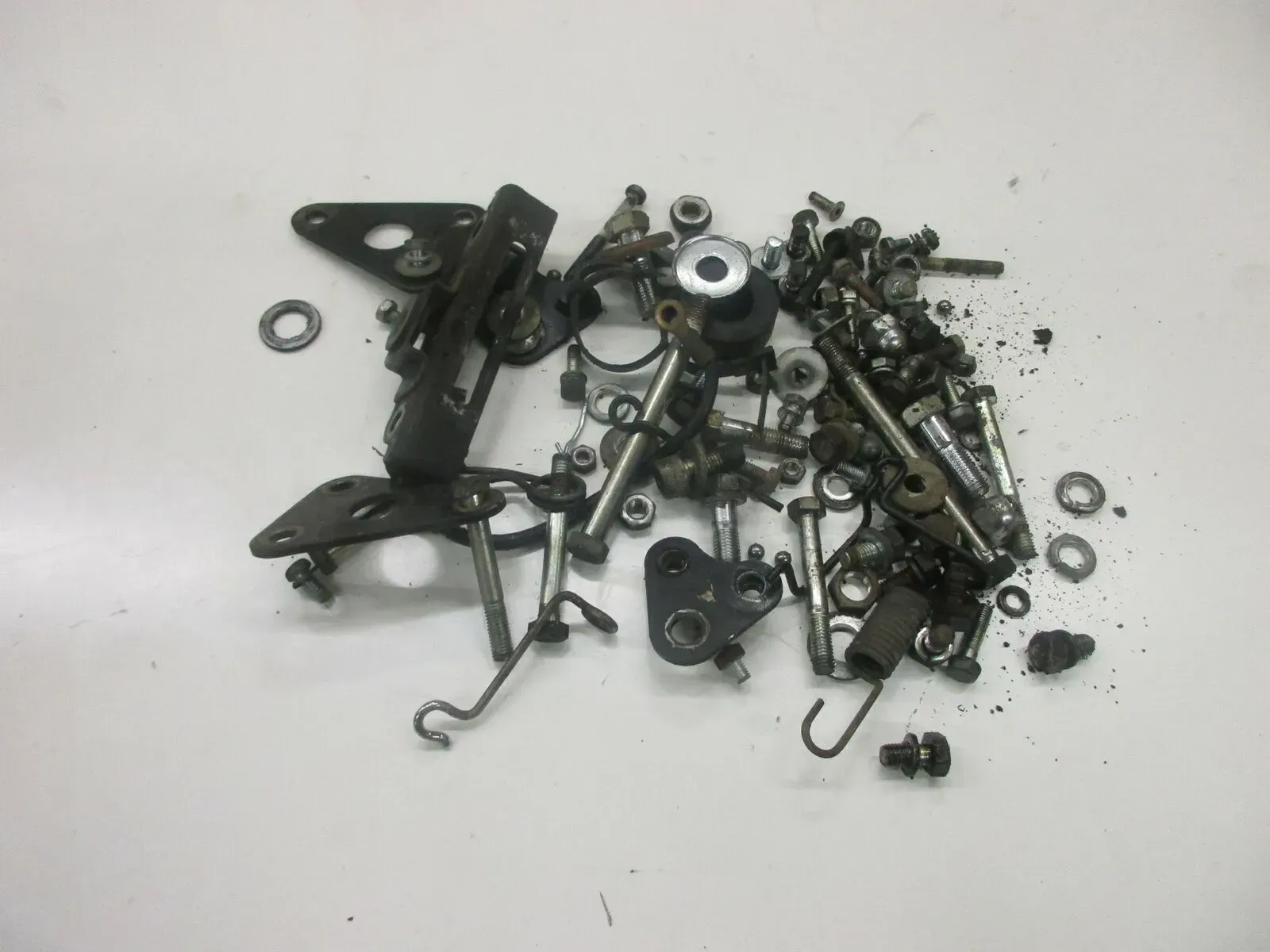 Kawasaki Z 200 A1 Schraubensatz Kleinteile Konvolt Schraube Rahmen Halter - Bild 1