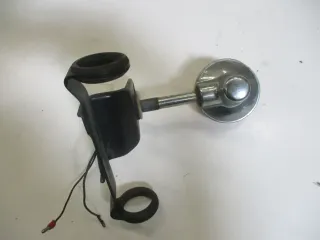 3. Suzuki GS 550 E Blinker rechts vorne mit Blinkerhalter Träger - Bild 4