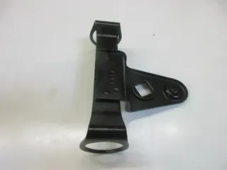 A541. Suzuki GSX 250 Scheinwerferhalter rechts Lampenhalter 51530-11400-291 - Bild 3