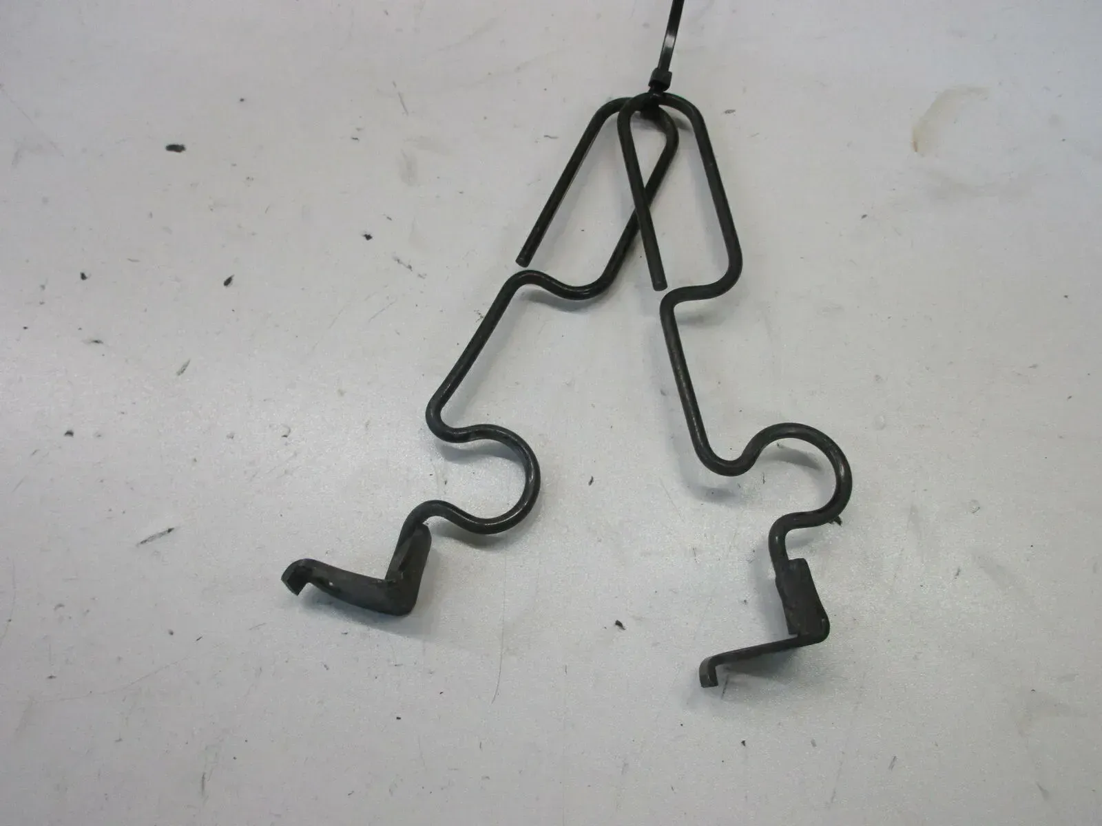O. Kawasaki GPZ 305 EX305A BD Wellenführung Tachowelle Standrohr Halter Gabel - Bild 1