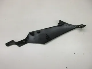 W179. Suzuki GSX-R 750 Verkleidung unten links Bugspoiler Blende 94481-01HO - Bild 4
