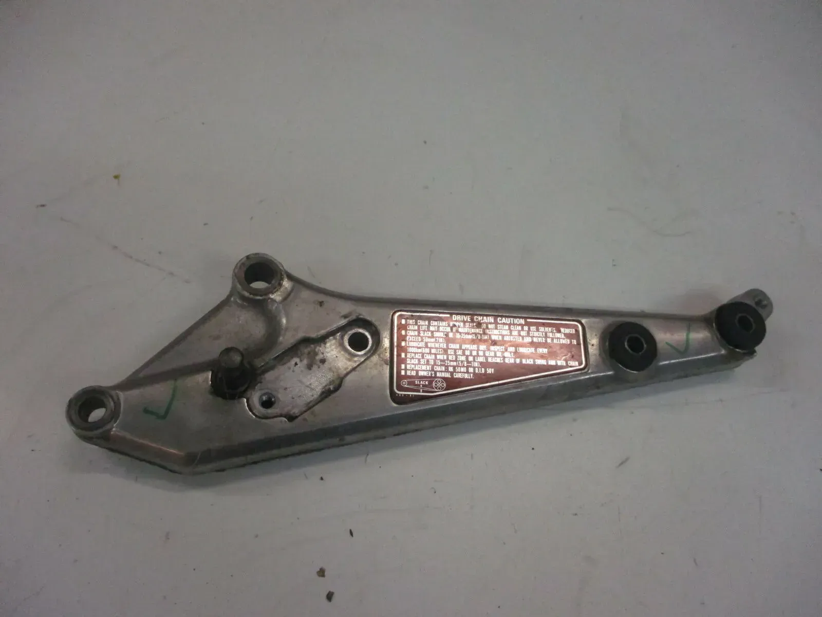 1. Honda CB 750  F BOL D´OR RC 04 Fußrastenhalter für Fußraste links vorne hinte - Bild 1