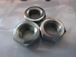 D3155 Yamaha XS 500 Mutter Schraube 95303-08700 Verkleidung Nut - Bild 3