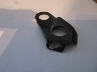 D3126 Yamaha XVS 1300 Adapter 27322-36Y-00 Fußraste Rahmen Aufnahme - Bild 3