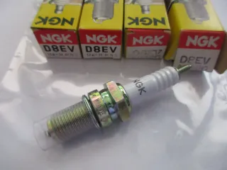 R1860 NGK D8EV BMW Kawasaki Zündkerzen Ø 14 mm 6410 Motor - Bild 2