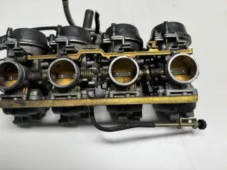 3. Suzuki GSX-R 750 W GR7BB Vergaser komplett Mikuni carburetor - Bild 10