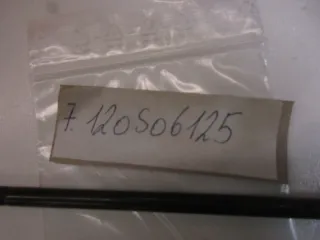 R1328 Kawasaki Z 1000 GPZ 1100 Schraube 120S06125 Rahmen M6x125mm Bolt - Bild 4