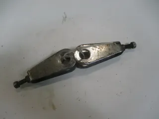 4. SUZUKI GSX 400 E GK 53 C Kettenspanner Antriebskettenspanner rechts links - Bild 3