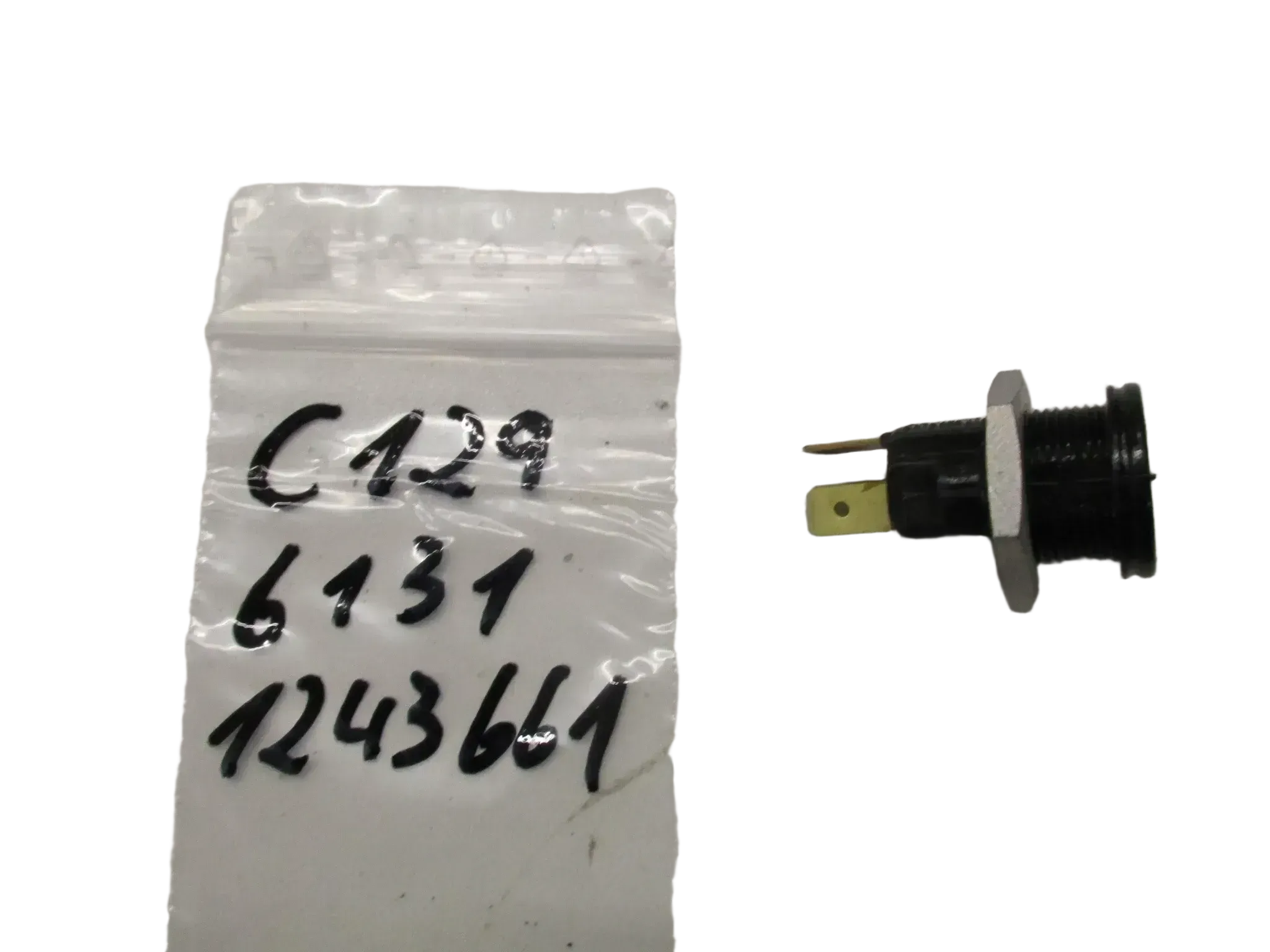 C129 BMW R 45_65_80_100_1100 K Steckdose 1243661 Stopcontact 12V - Bild 1