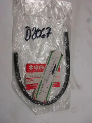 E2067. Suzuki GSX 600_750 F Kantenschutz Profil 94635-19C00 Verkleidung Gummi - Bild 2