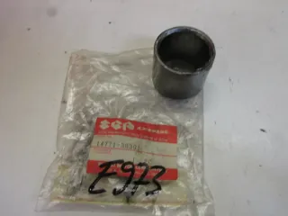 E973. Suzuki GN 250 Dichtung Auspuff 14771-38301 Krümmer Auspuffdichtung seal - Bild 1