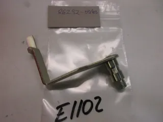 E1102. Suzuki CP 50 Umlenkung Kickstarter 26232-03A03 Aufnahme Kickstarterhebel - Bild 2