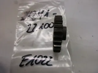 E1022. Suzuki RV 50 Ritzel Motor 24221-22100 Getriebe Getriebezahnrad 25 Z - Bild 4