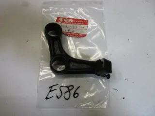 E586. Suzuki DR 500 S Fußrastenhalter vorne rechts 43510-37410-019 Fußraste - Bild 4