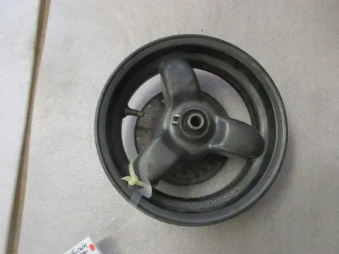 Background image for Hercules Reggae 50 Felge vorne Vorderrad 3,00 x 10 Zoll mit Bremsscheibe Wheel