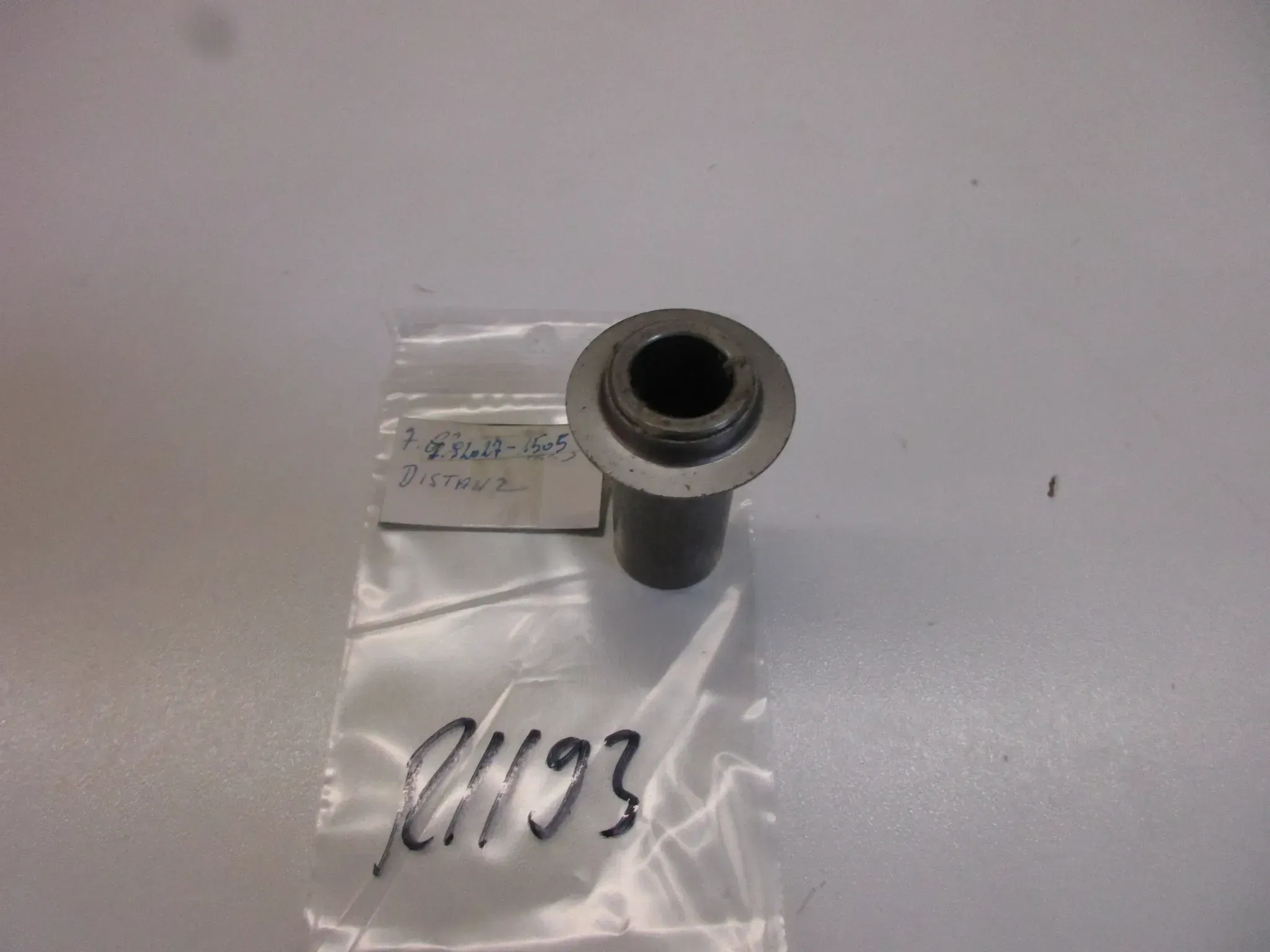 R1193 Kawasaki GPZ 305_500 Distanzhülse 92027-1505 Steckachse vorne Buchse 15 mm - Bild 1