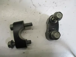 1. Honda XL 500 R PD02 Bj82 Lenkerklemme Klemme Niederhalter Lenker Halter Riser - Bild 1