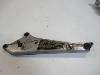 Honda CB 900 F Bol d'Or SC 09 Fußrastenhalter links vorne hinten für Fußraste - Bild 1