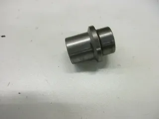 O3. Kawasaki GPZ 305 EX305A Hülse Buchse Lager Kettenradträger Bolzen - Bild 1