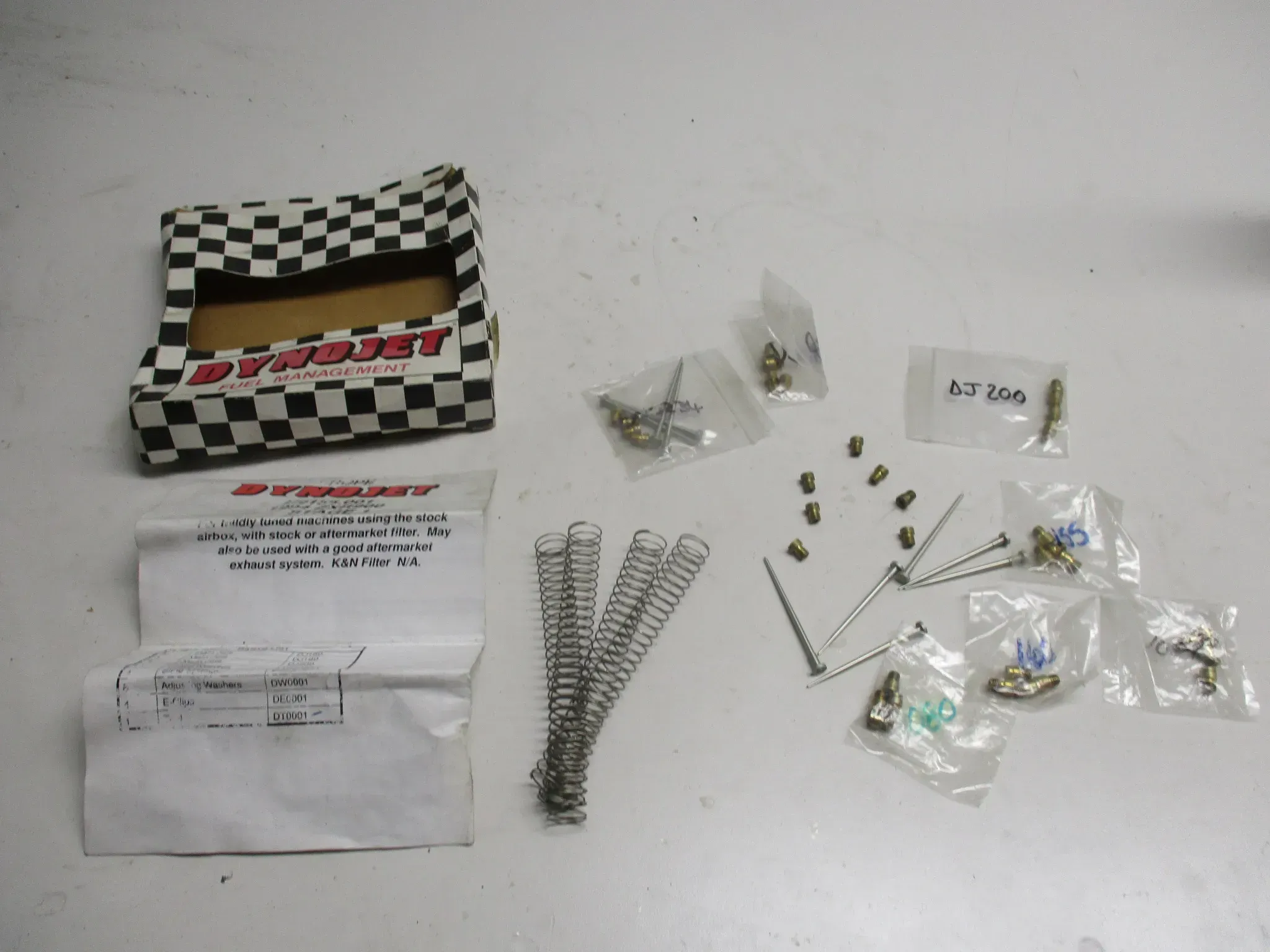 R1659 Kawasaki ZX-9R Vergaser Stufe 1 Dynojet E2155.001 Schwimmernadel - Bild 1