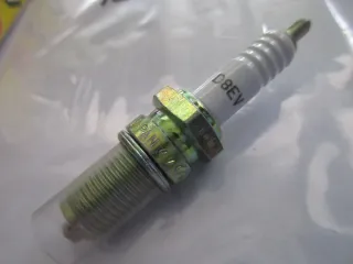 R1858 NGK D8EV BMW Kawasaki Zündkerzen Ø 12 mm Motor - Bild 5