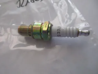 R1863 NGK B7ECS Suzuki Yamaha Kawasaki Zündkerzen Ø 14 mm Motor - Bild 4