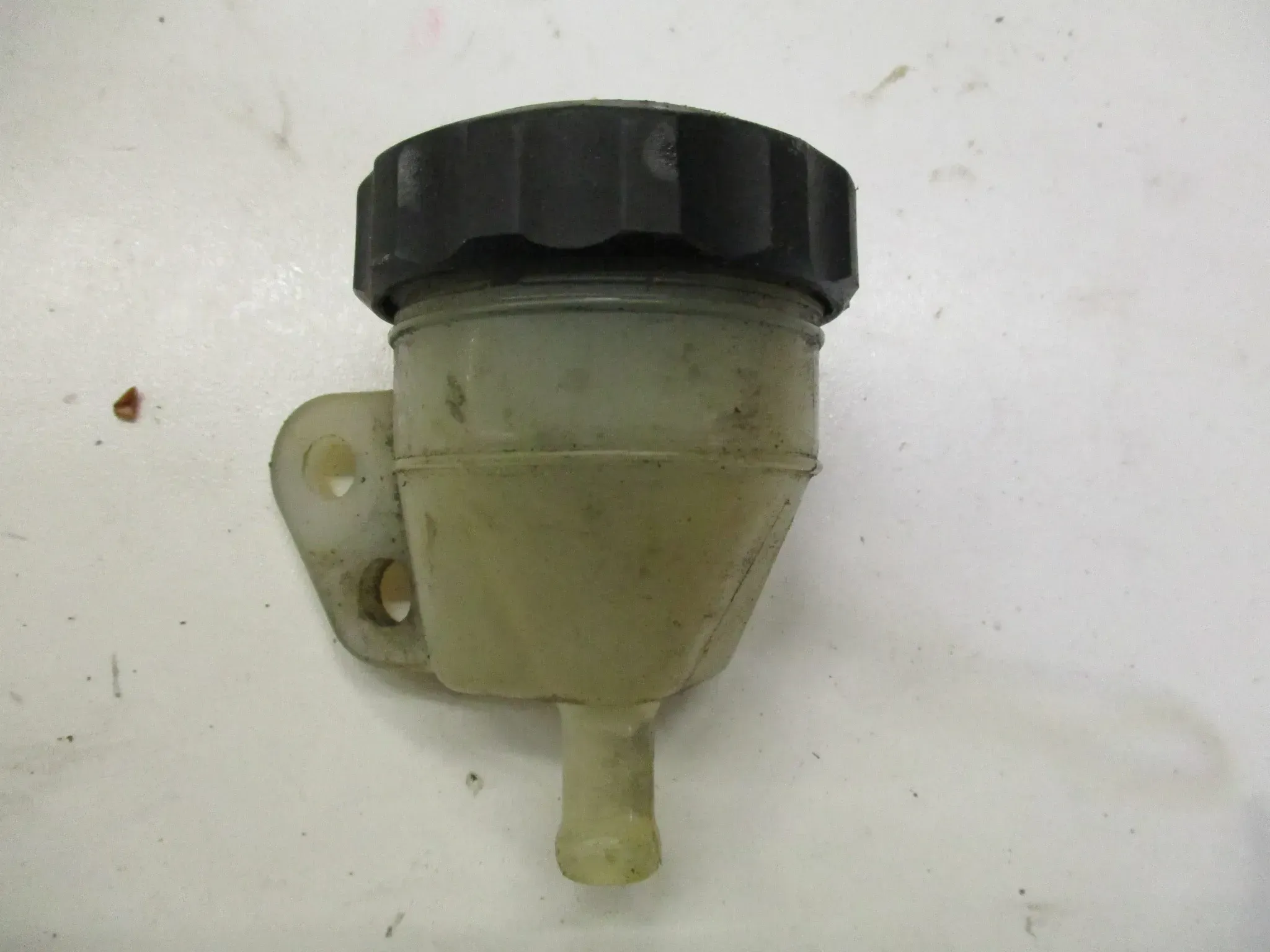 3. Honda GL 1100 SC02 Goldwing Bremsflüssigkeitsbehälter hinten Bremspumpe Tank - Bild 1