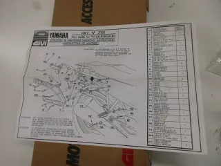 A1054 Yamaha XJ 600 S Diversion Givi Y211 Träger Kofferhalter Aufnahme Grundplatte Topcase - Bild 6