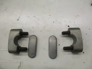 1. Yamaha TDR 125 5AN Bj97 Lenkerklemme links rechts Bolzen - Bild 2